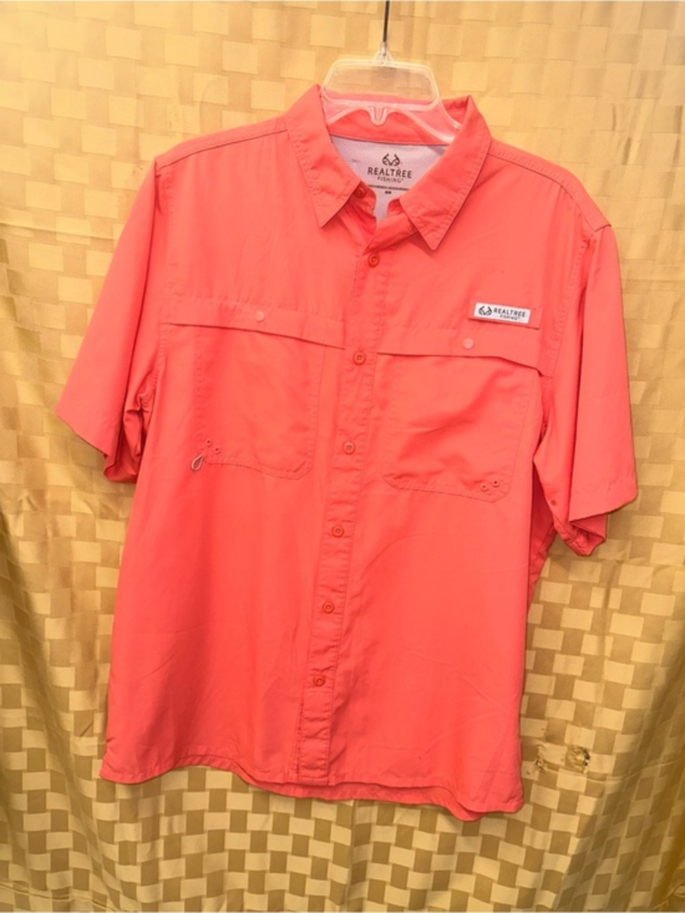 Realtree Men’s Short-Sleeve Button-Down Shirt - Coral
